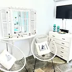 Villa Aggeliki's Cycladic By Hostandros *